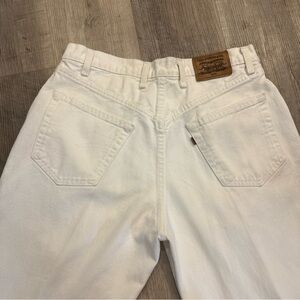 Vintage Levi's white 34x32 Loose Pleated Jeans orange tab